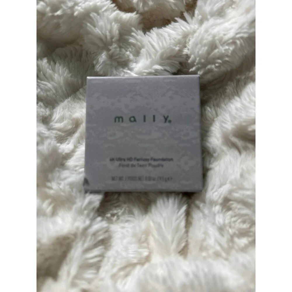 Mally MEDIUM 4K ultra HD fantasy foundation .33 oz 9.5 g NEW never used